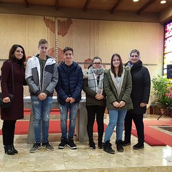 von links: FB SERFECZ Annamaria, PEINHART David, RENNER Daniel, GURABIC Angelina, HAMMERSCHMID Katharina, FB PEINHART Michaela